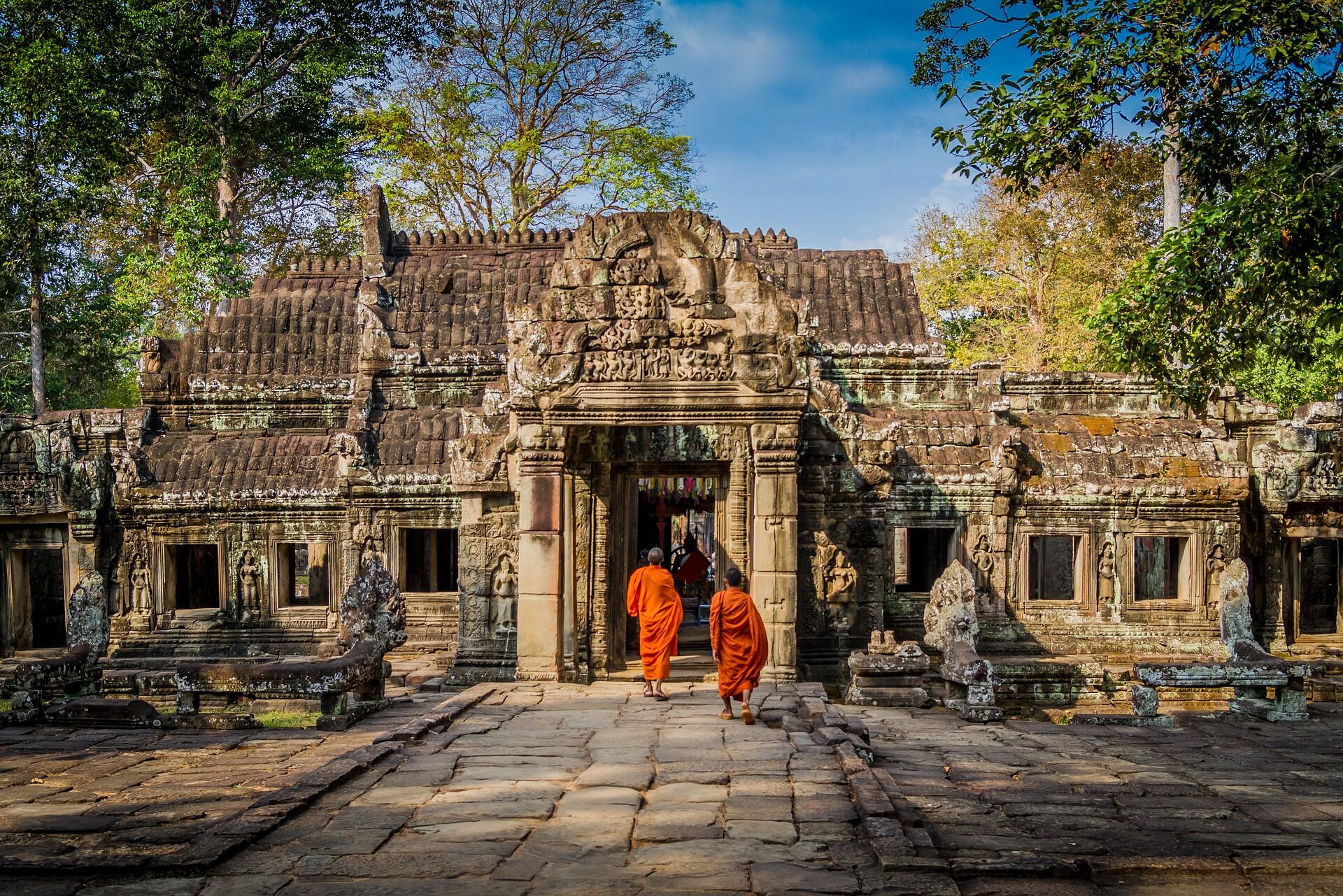 Best of Cambodia: Temples and River 8-Day Tour